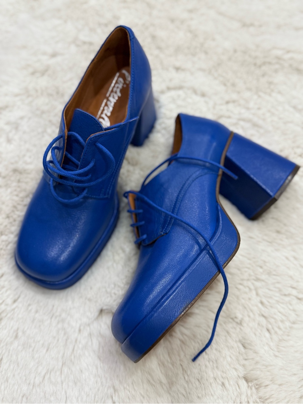 Women’s Fashion Lace-Up Chunky Heel Shoe in Electric Blue - Picture 5 of 7